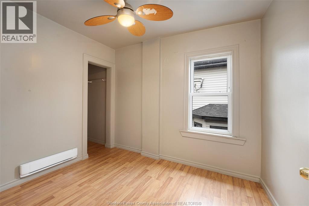 989 Lincoln, Windsor, Ontario  N8Y 2H3 - Photo 13 - 26001102