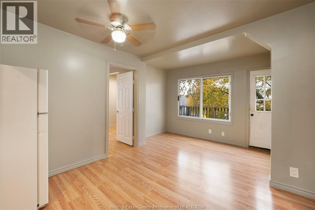 989 Lincoln, Windsor, Ontario  N8Y 2H3 - Photo 7 - 26001102