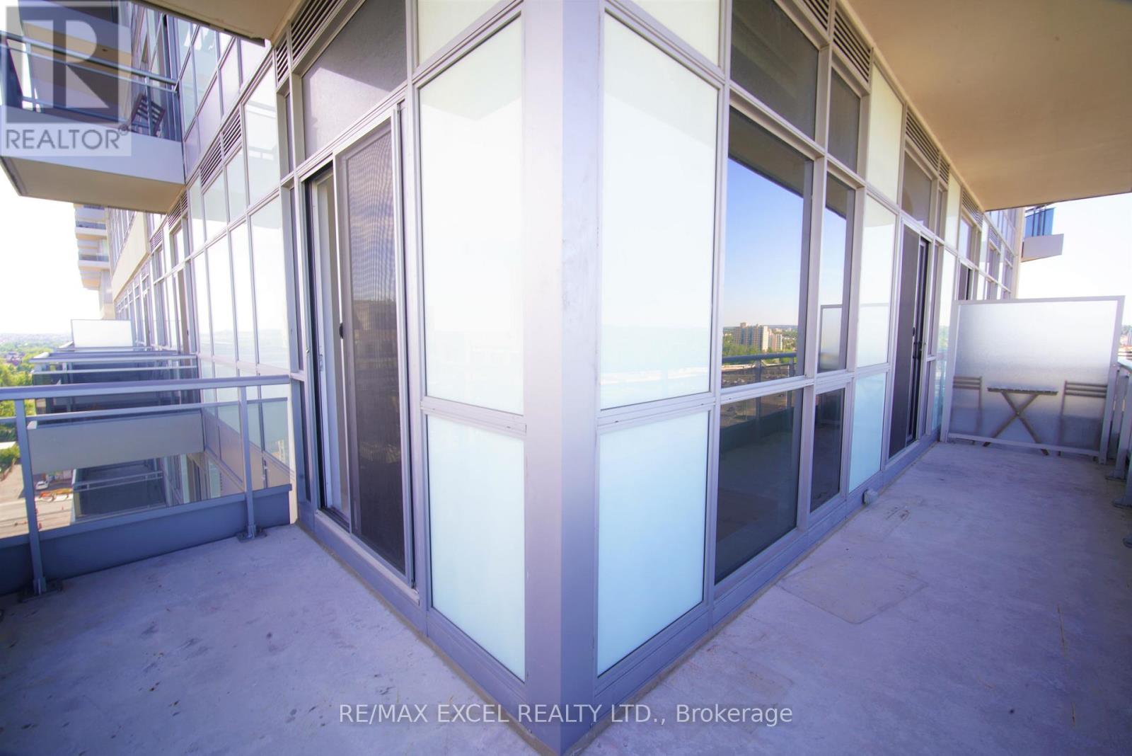 1204 - 9205 Yonge Street, Richmond Hill, Ontario  L4C 6Z2 - Photo 18 - N12695798