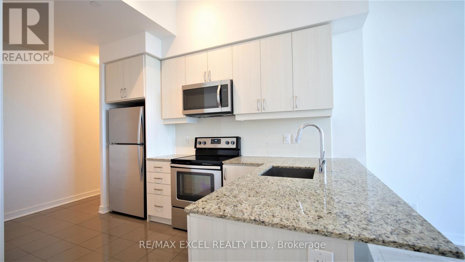 1204 - 9205 Yonge Street, Richmond Hill, Ontario  L4C 6Z2 - Photo 23 - N12695798