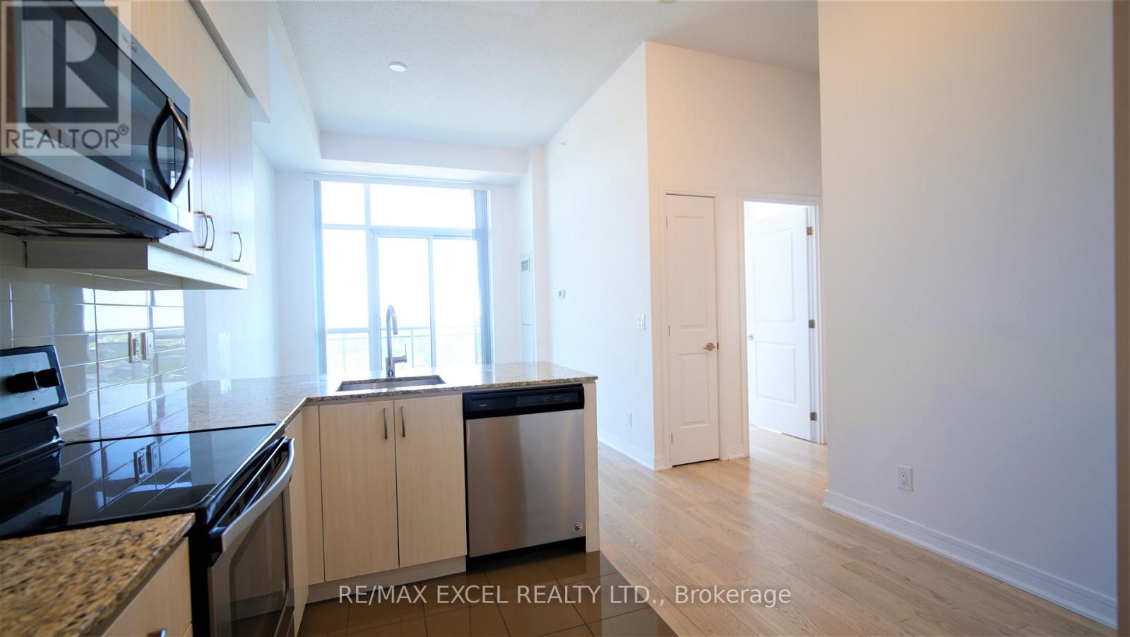 1204 - 9205 Yonge Street, Richmond Hill, Ontario  L4C 6Z2 - Photo 27 - N12695798