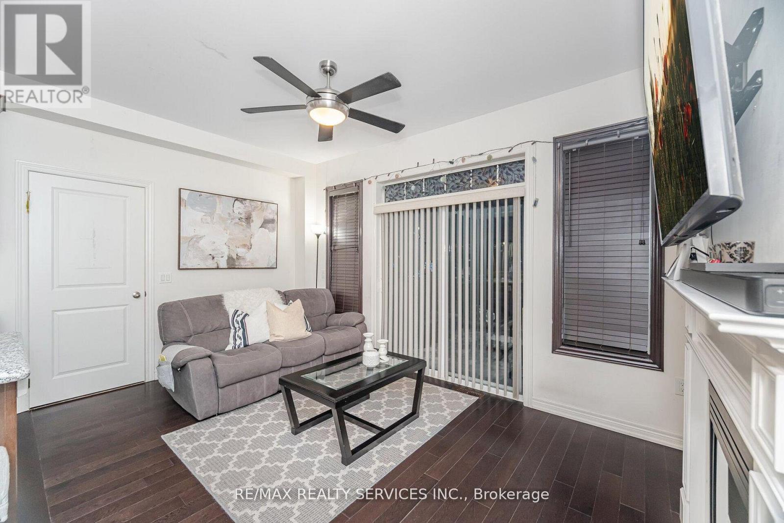 7 Dufay Road, Brampton, Ontario  L7A 4A1 - Photo 12 - W12695746