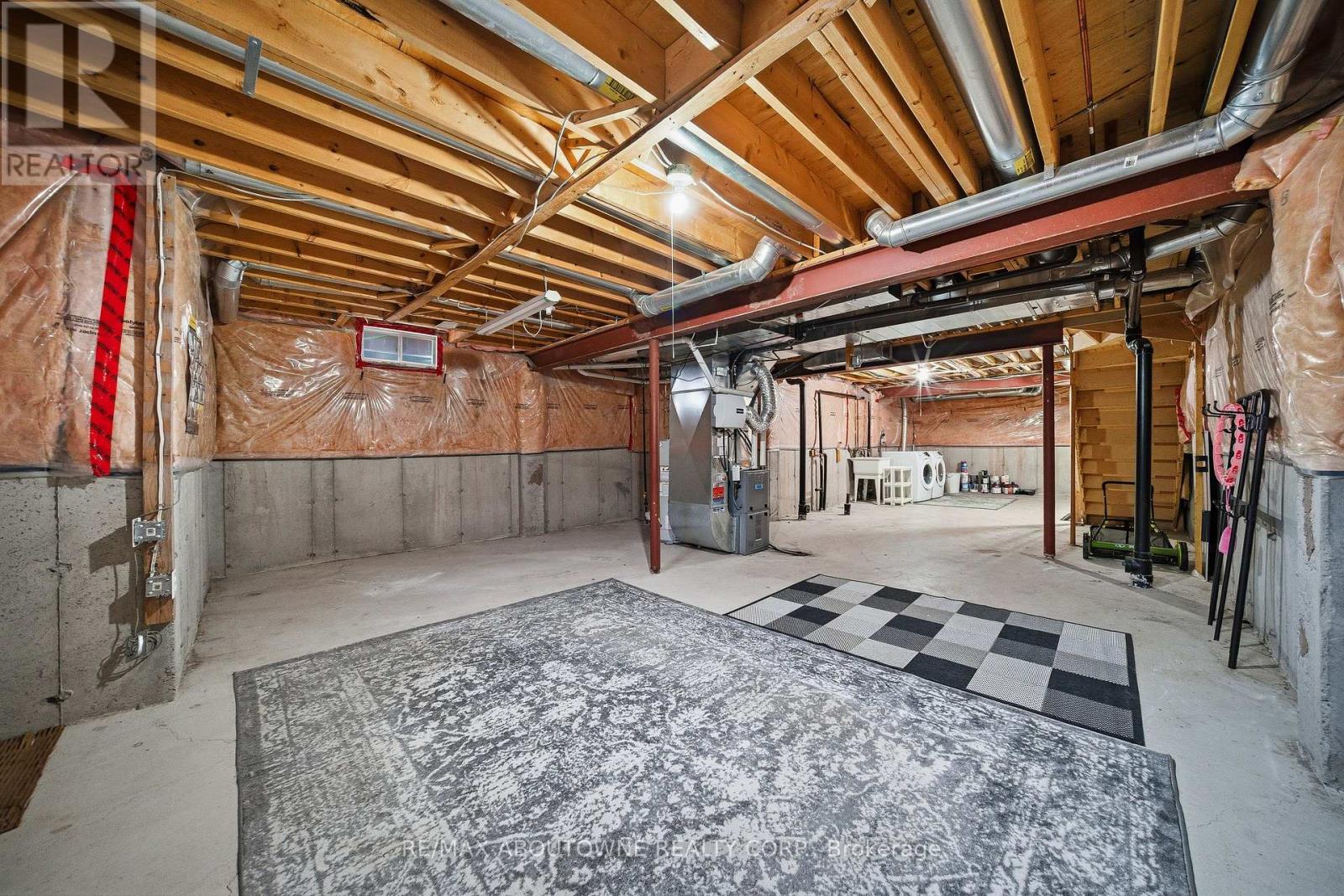 2502 Postmaster Drive, Oakville, Ontario  L6M 5A8 - Photo 23 - W12695794