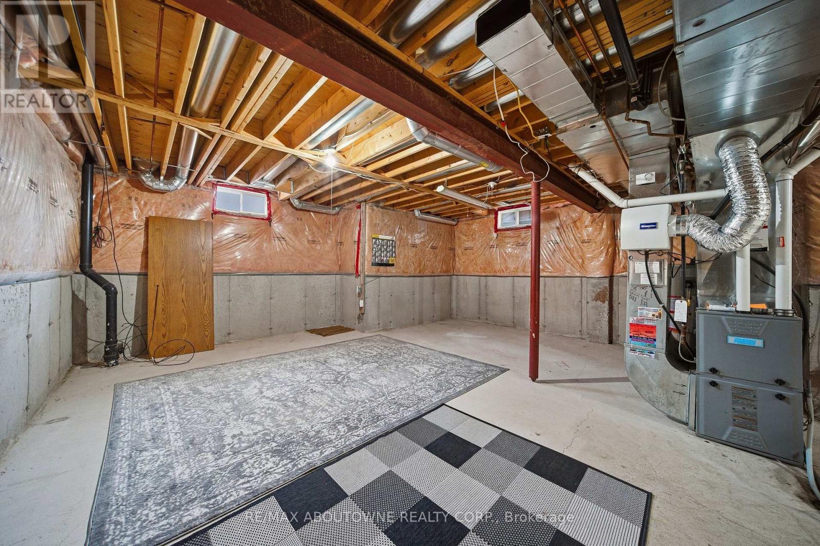 2502 Postmaster Drive, Oakville, Ontario  L6M 5A8 - Photo 24 - W12695794