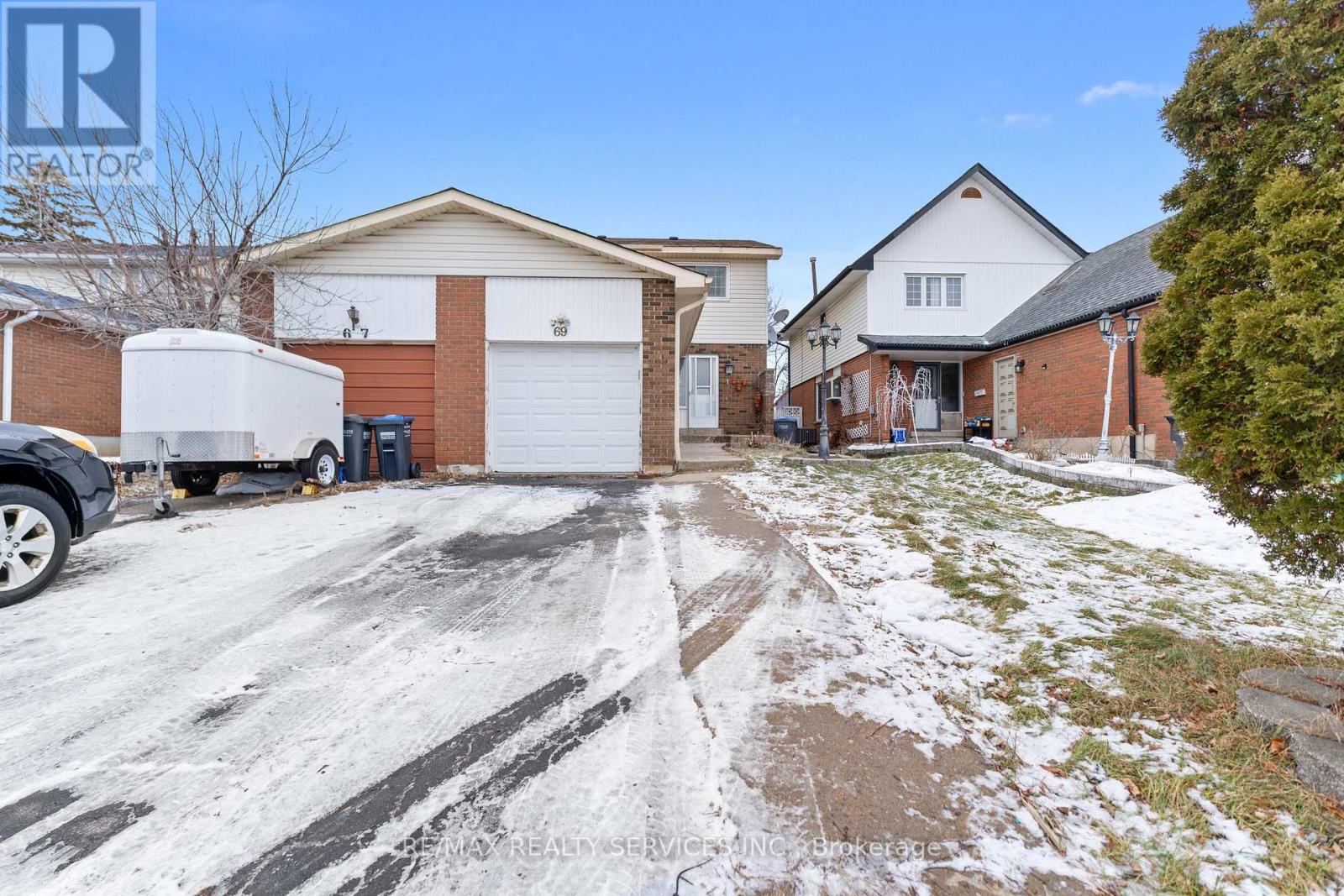 69 KINGSWOOD DRIVE, Brampton, Ontario