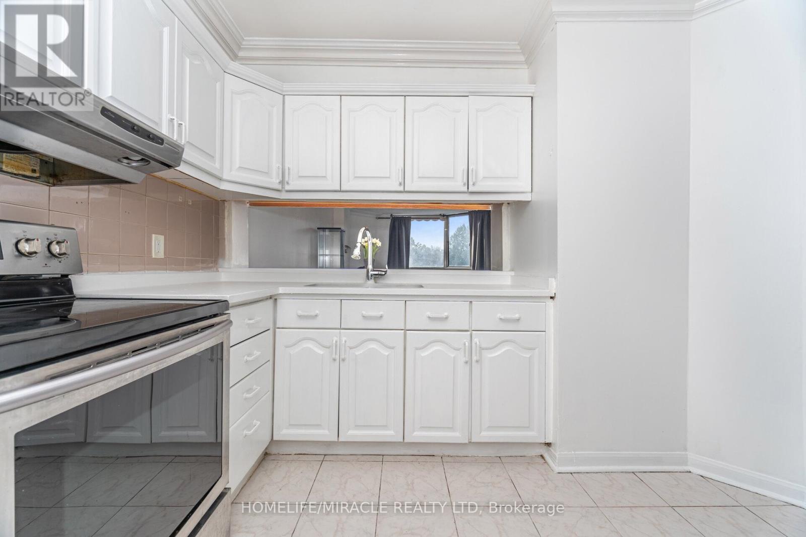 208 - 236 Albion Road, Toronto, Ontario  M9W 6A6 - Photo 14 - W12695832