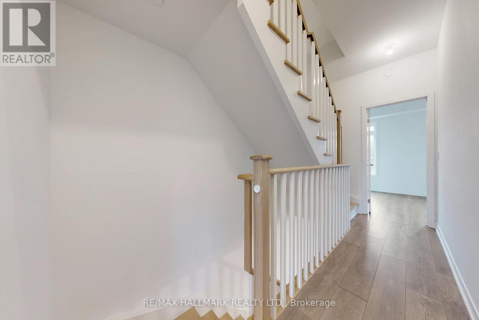 68a Tisdale Avenue, Toronto, Ontario  M4A 1C5 - Photo 14 - C12566996