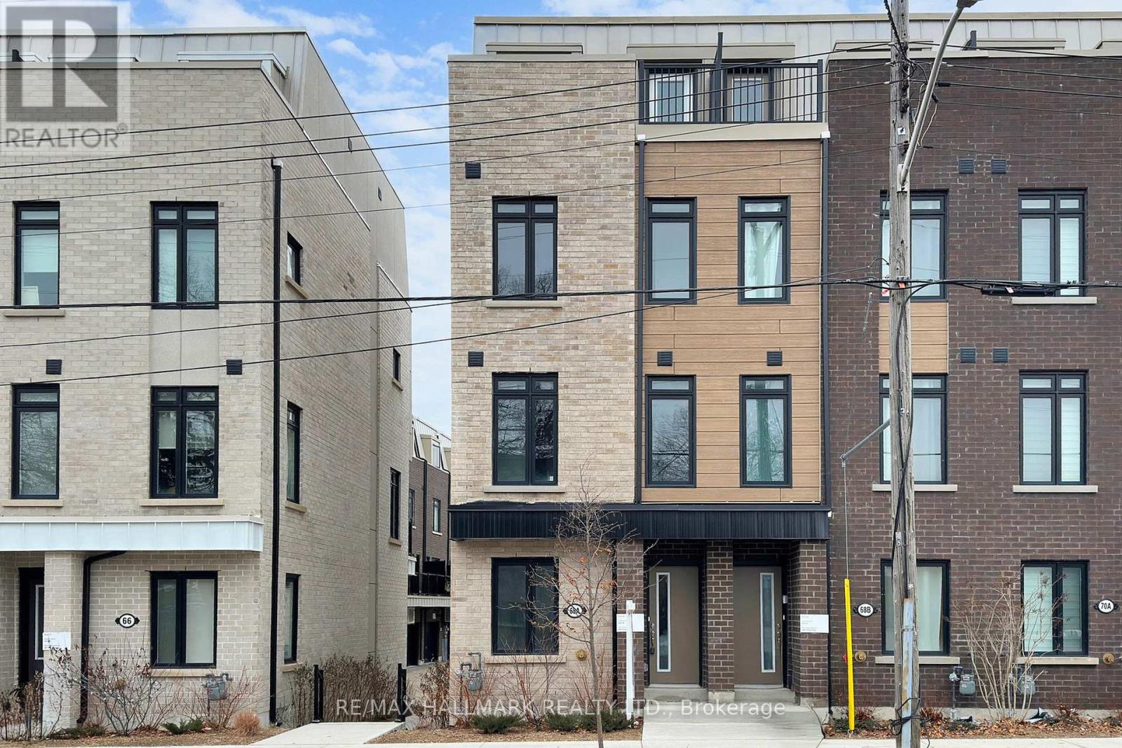 68a Tisdale Avenue, Toronto, Ontario  M4A 1C5 - Photo 2 - C12566996