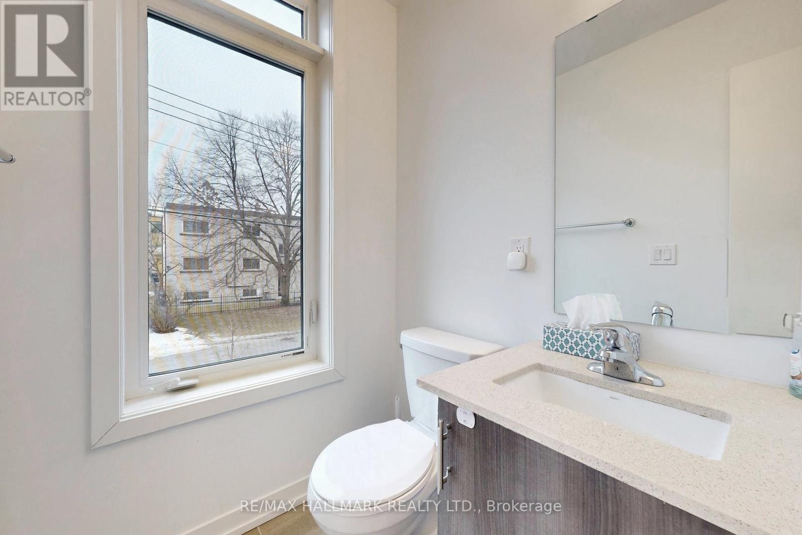 68a Tisdale Avenue, Toronto, Ontario  M4A 1C5 - Photo 12 - C12566996