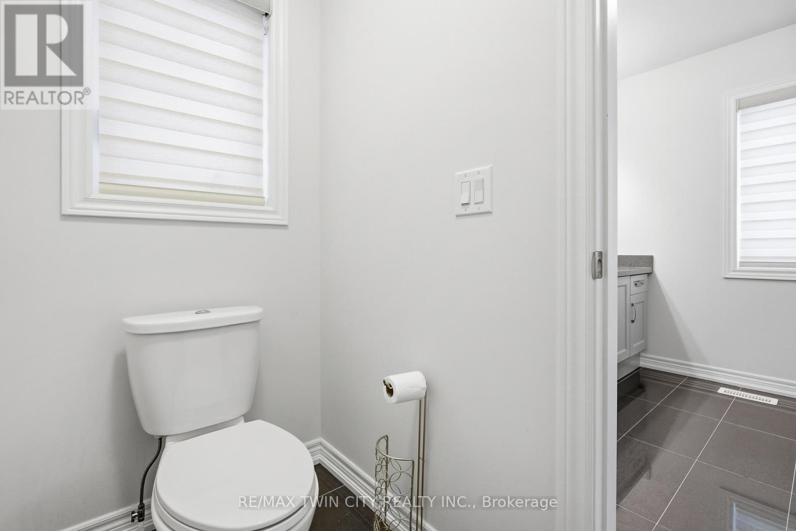 624 Beckview Crescent, Kitchener, Ontario  N2R 0R4 - Photo 24 - X12695748