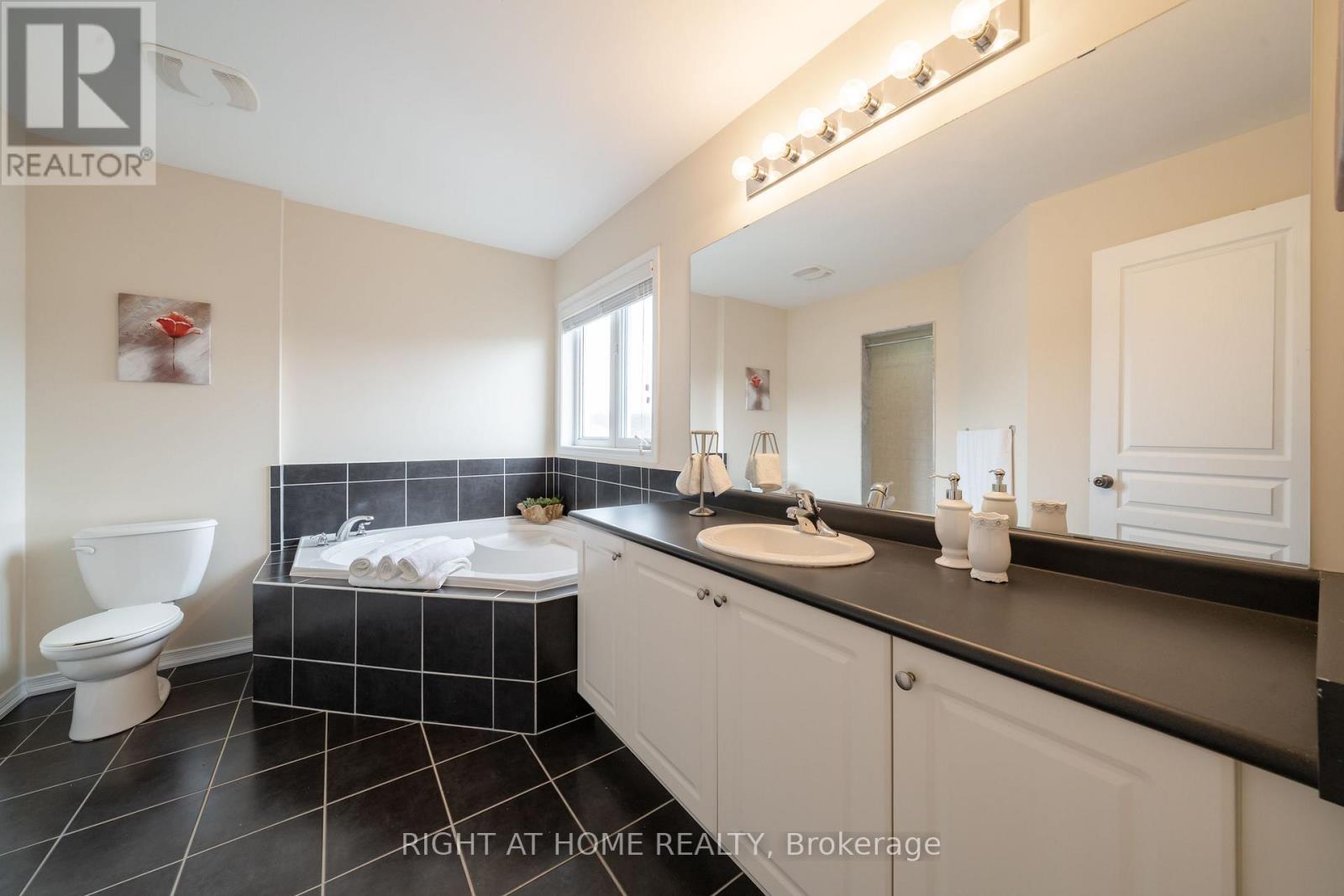 148 Whitwell Way, Hamilton, Ontario  L0R 1C0 - Photo 21 - X12695758