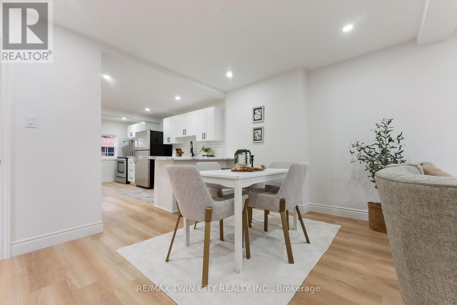 581 John Street N, Hamilton, Ontario  L8L 4S2 - Photo 10 - X12695814