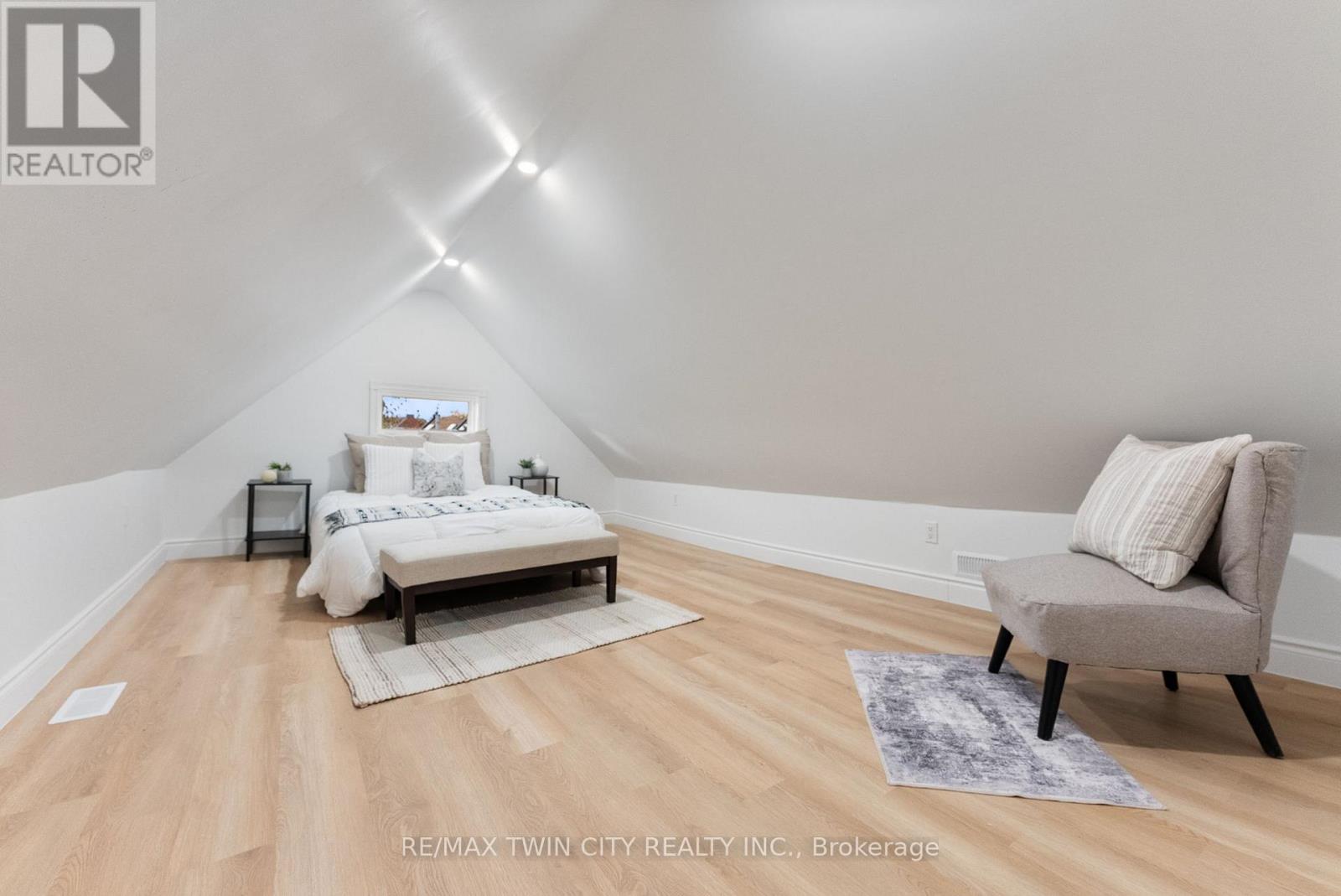 581 John Street N, Hamilton, Ontario  L8L 4S2 - Photo 21 - X12695814