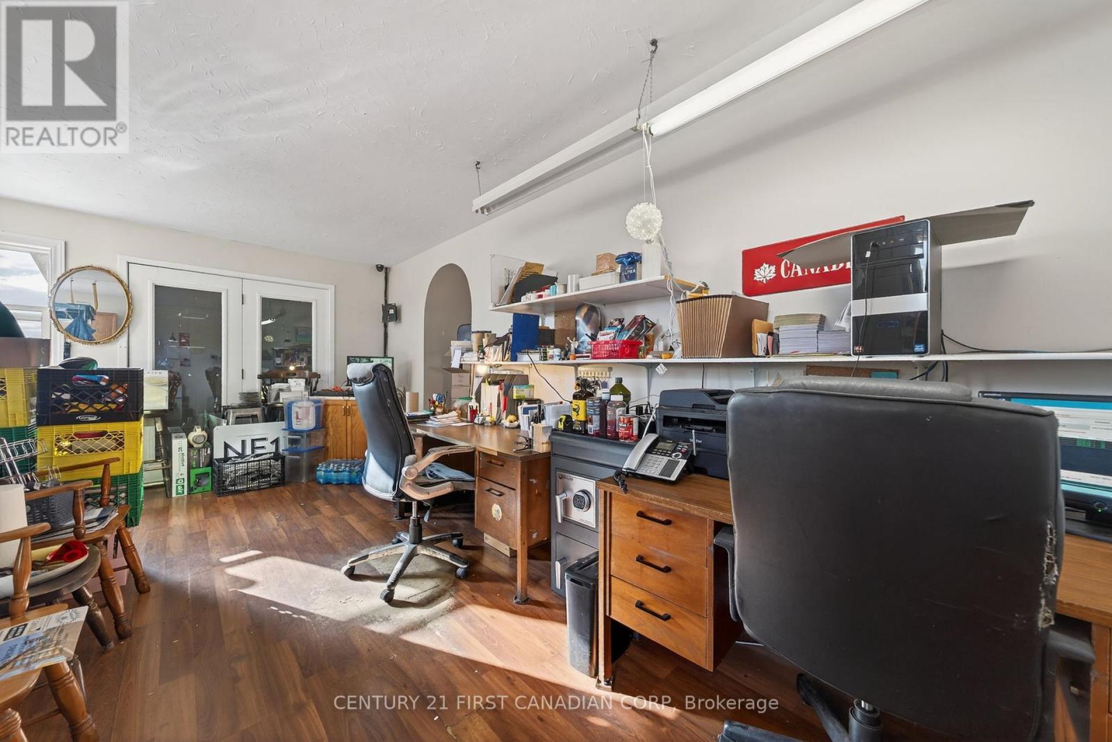 97 Main Street S, Lambton Shores, Ontario  N0N 1J0 - Photo 27 - X12695996