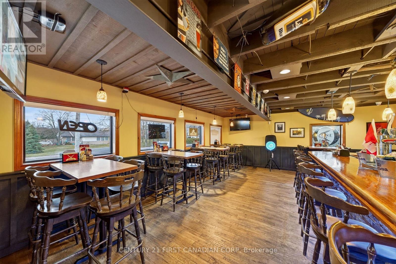 97 Main Street S, Lambton Shores, Ontario  N0N 1J0 - Photo 10 - X12696020