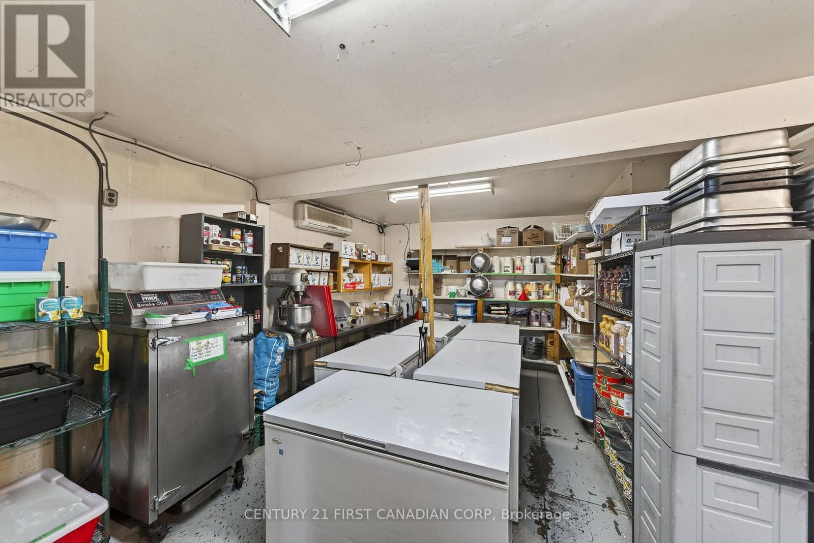 97 Main Street S, Lambton Shores, Ontario  N0N 1J0 - Photo 20 - X12696020