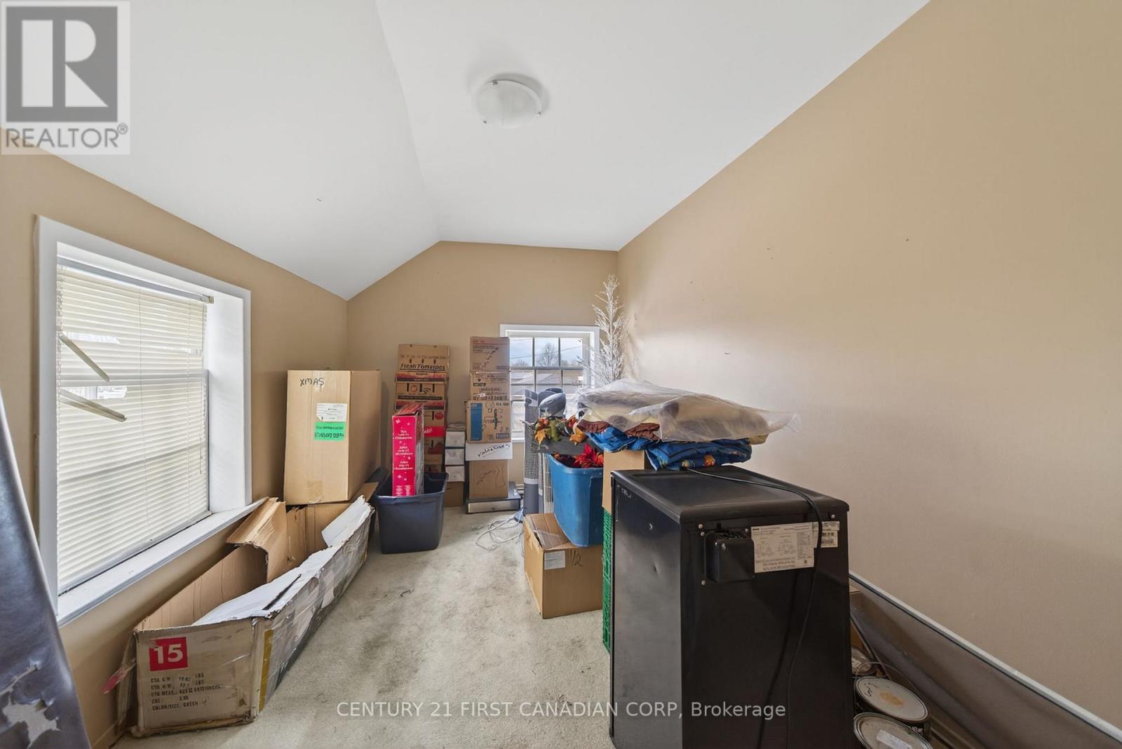 97 Main Street S, Lambton Shores, Ontario  N0N 1J0 - Photo 35 - X12696020