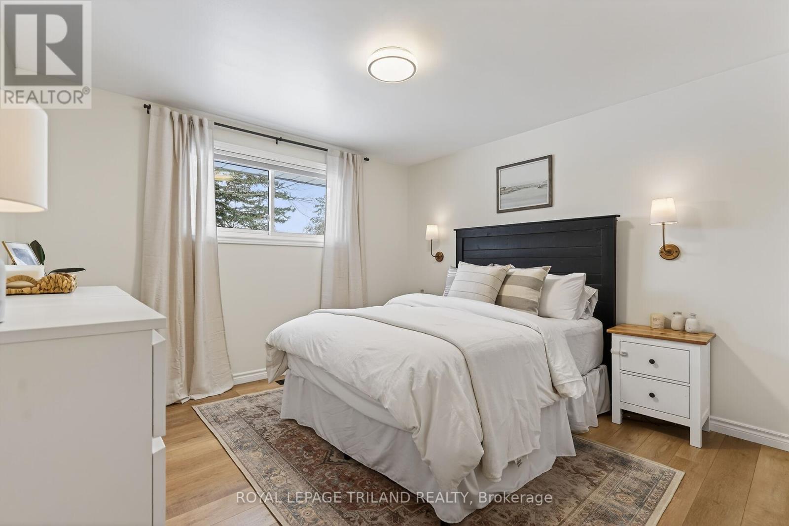 133 Delaware Street, Middlesex Centre, Ontario  N0L 1R0 - Photo 15 - X12696026