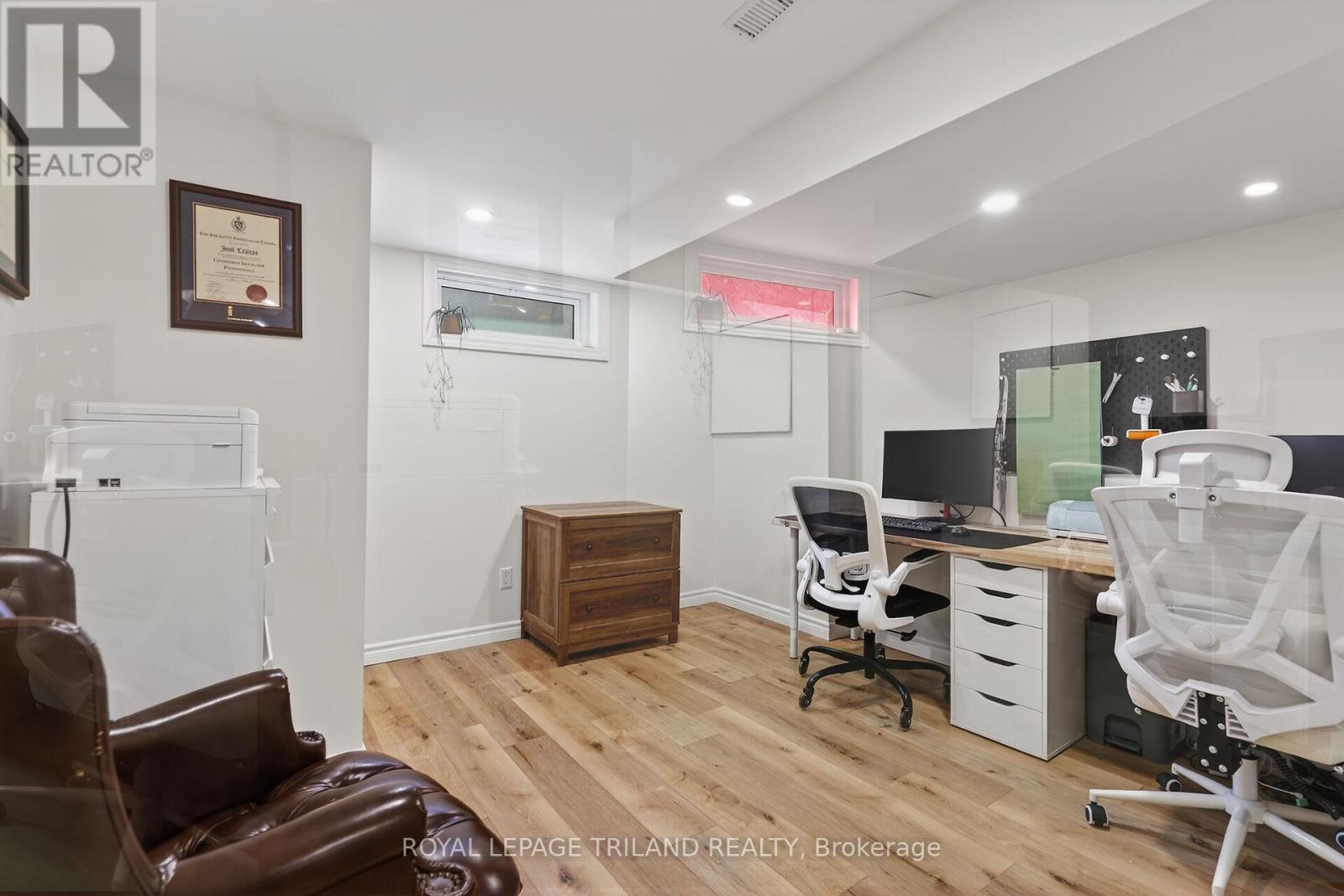 133 Delaware Street, Middlesex Centre, Ontario  N0L 1R0 - Photo 31 - X12696026