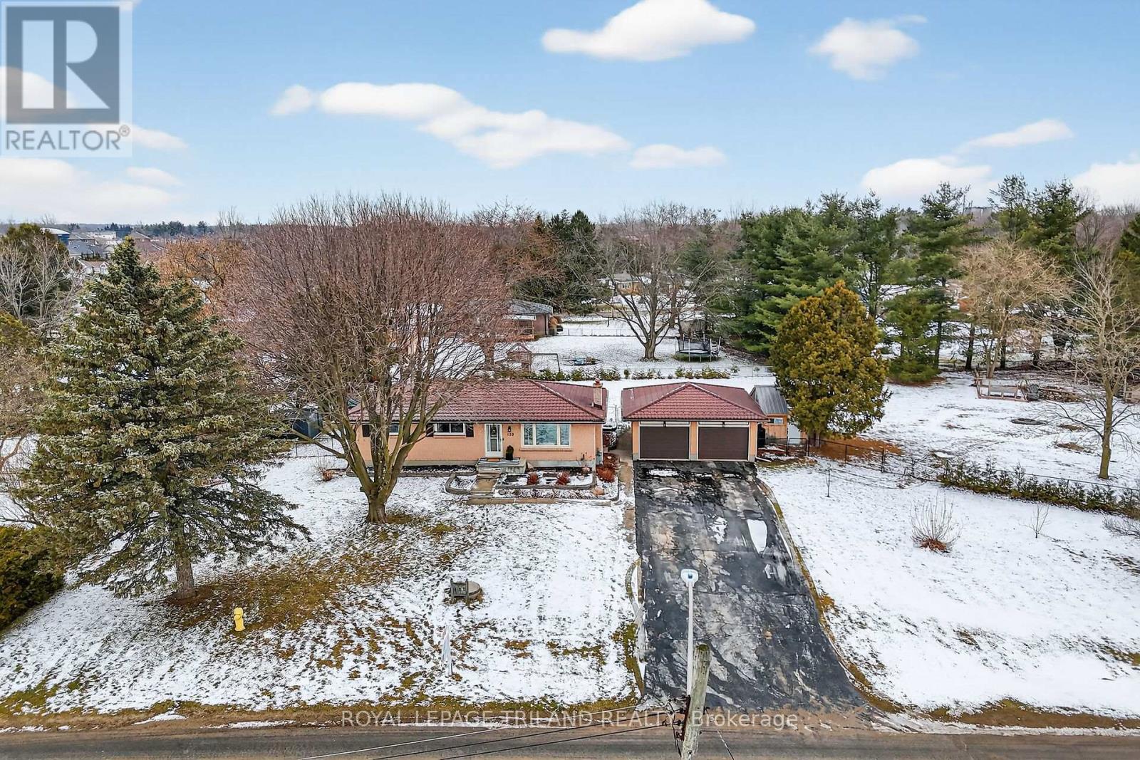 133 Delaware Street, Middlesex Centre, Ontario  N0L 1R0 - Photo 45 - X12696026