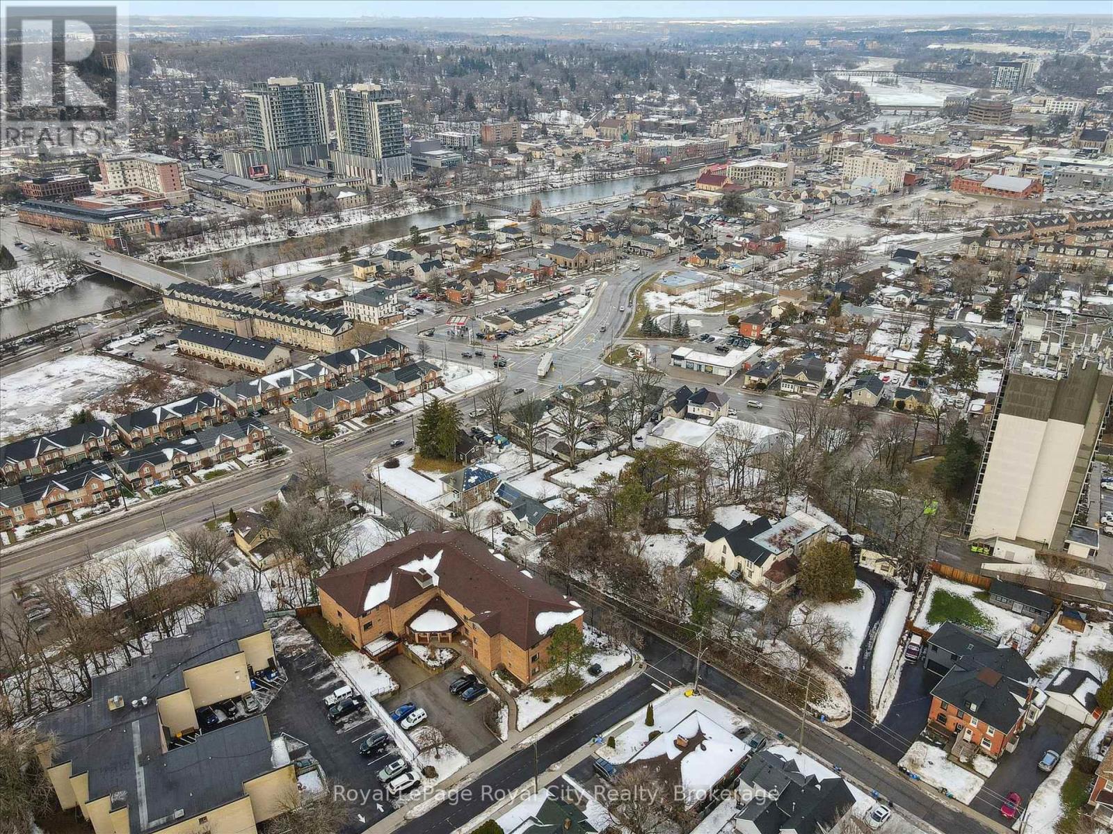 206 - 4 Albert Street, Cambridge, Ontario  N1R 3M4 - Photo 4 - X12696050