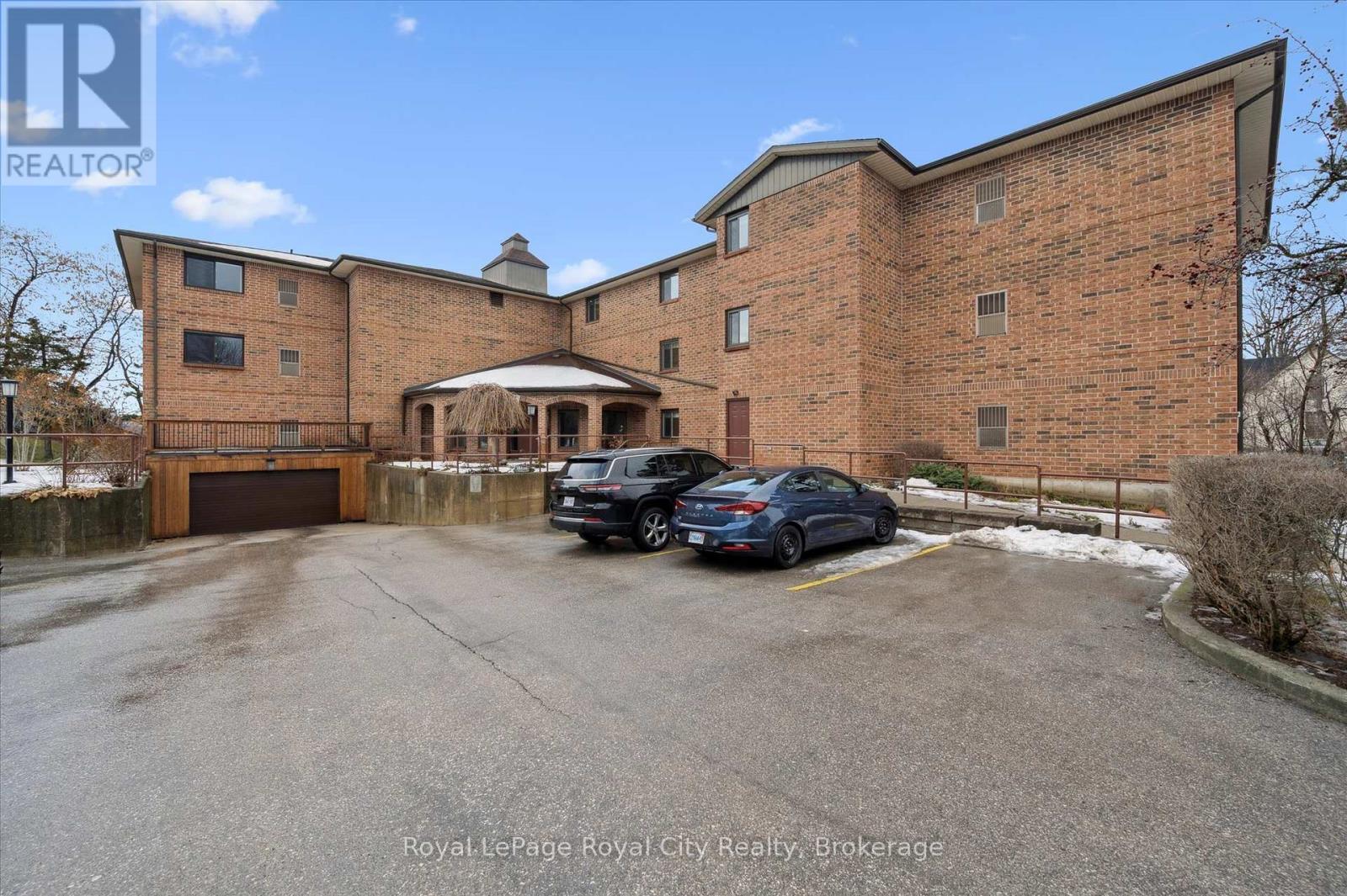 206 - 4 Albert Street, Cambridge, Ontario  N1R 3M4 - Photo 9 - X12696050