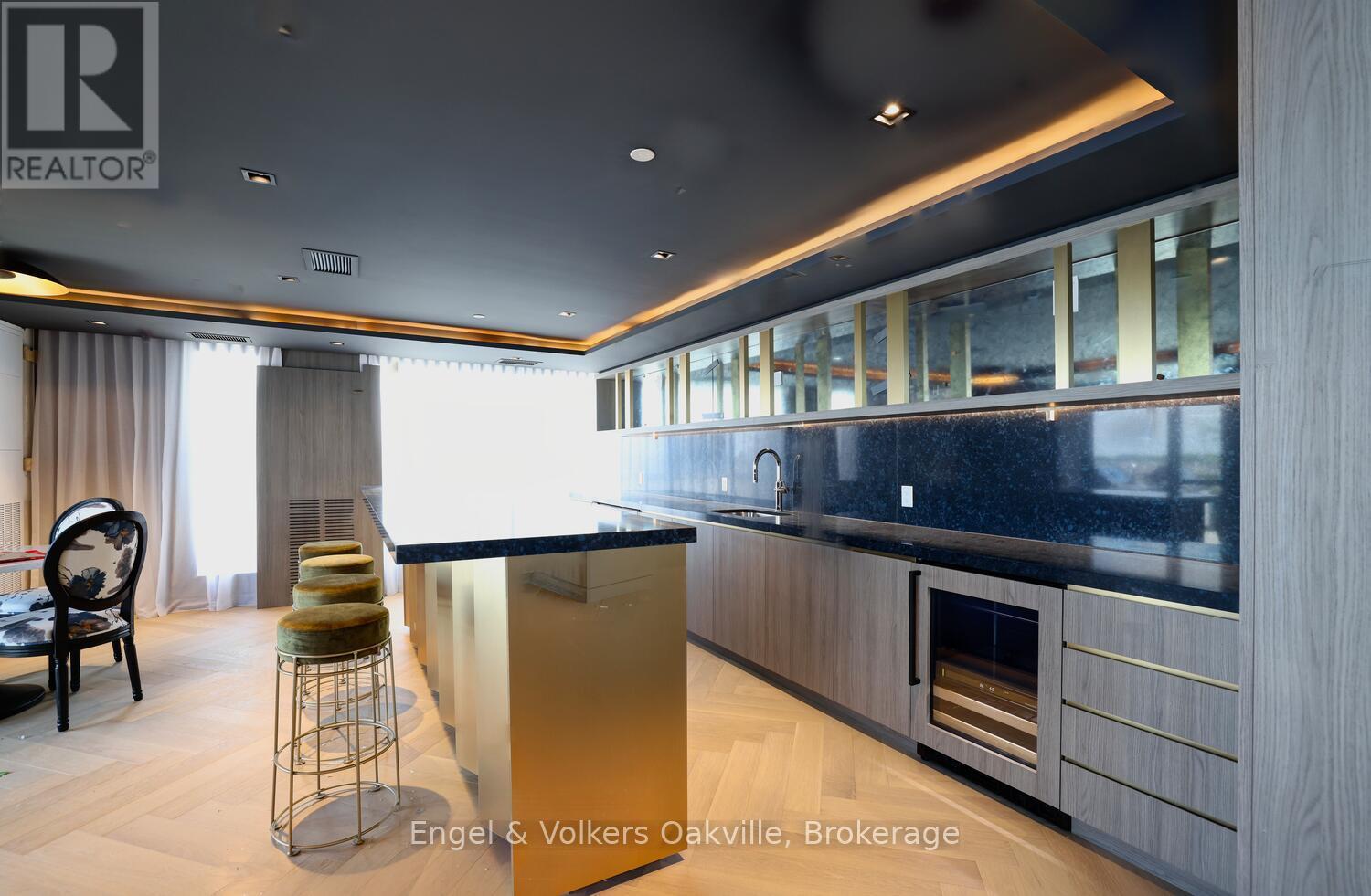 309 - 405 Dundas Street W, Oakville, Ontario  L6M 4P9 - Photo 11 - W12695902