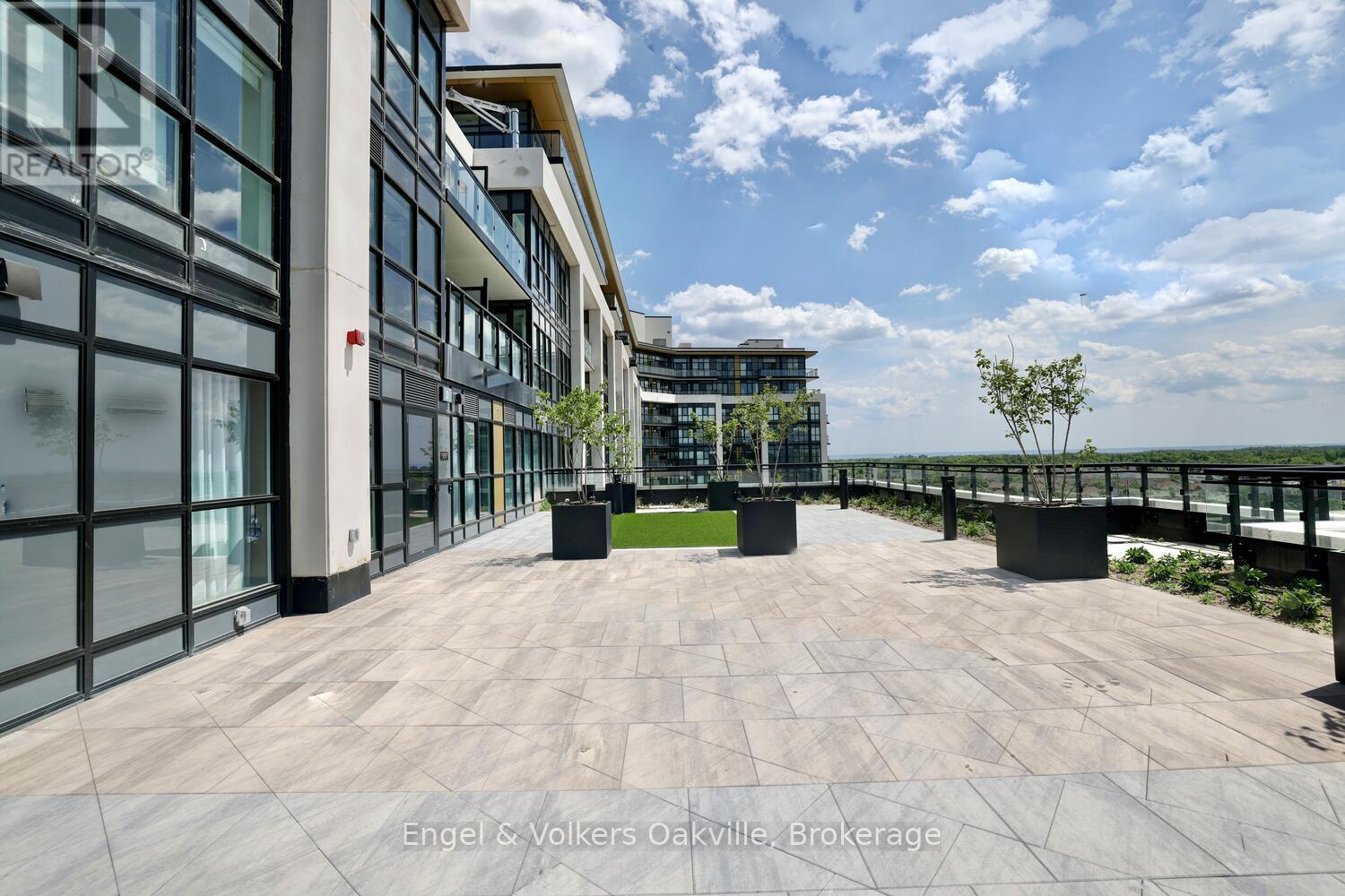 309 - 405 Dundas Street W, Oakville, Ontario  L6M 4P9 - Photo 18 - W12695902