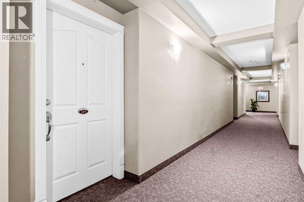 109, 369 Rocky Vista Park Nw, Calgary, Alberta  T3G 5K7 - Photo 15 - A2268202