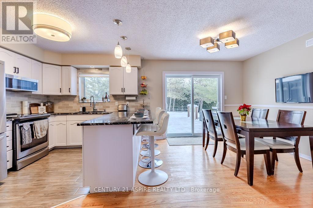 103 Stoneyfield Road, Laurentian Valley, Ontario  K8B 1B4 - Photo 6 - X12696004