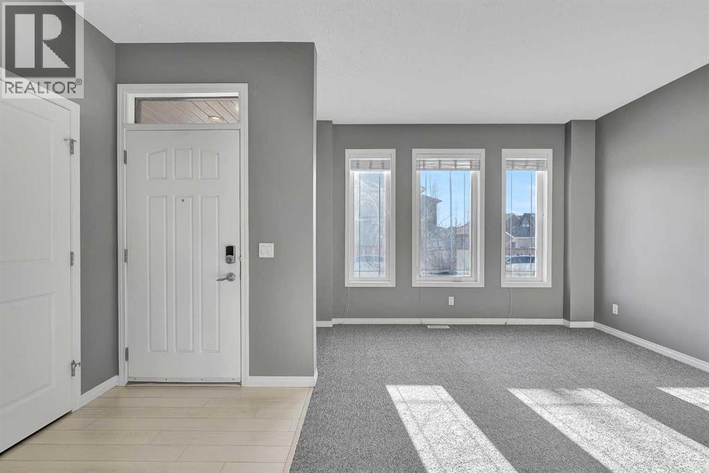 166 Marquis Heights Se, Calgary, Alberta  T3M 2A8 - Photo 5 - A2277814