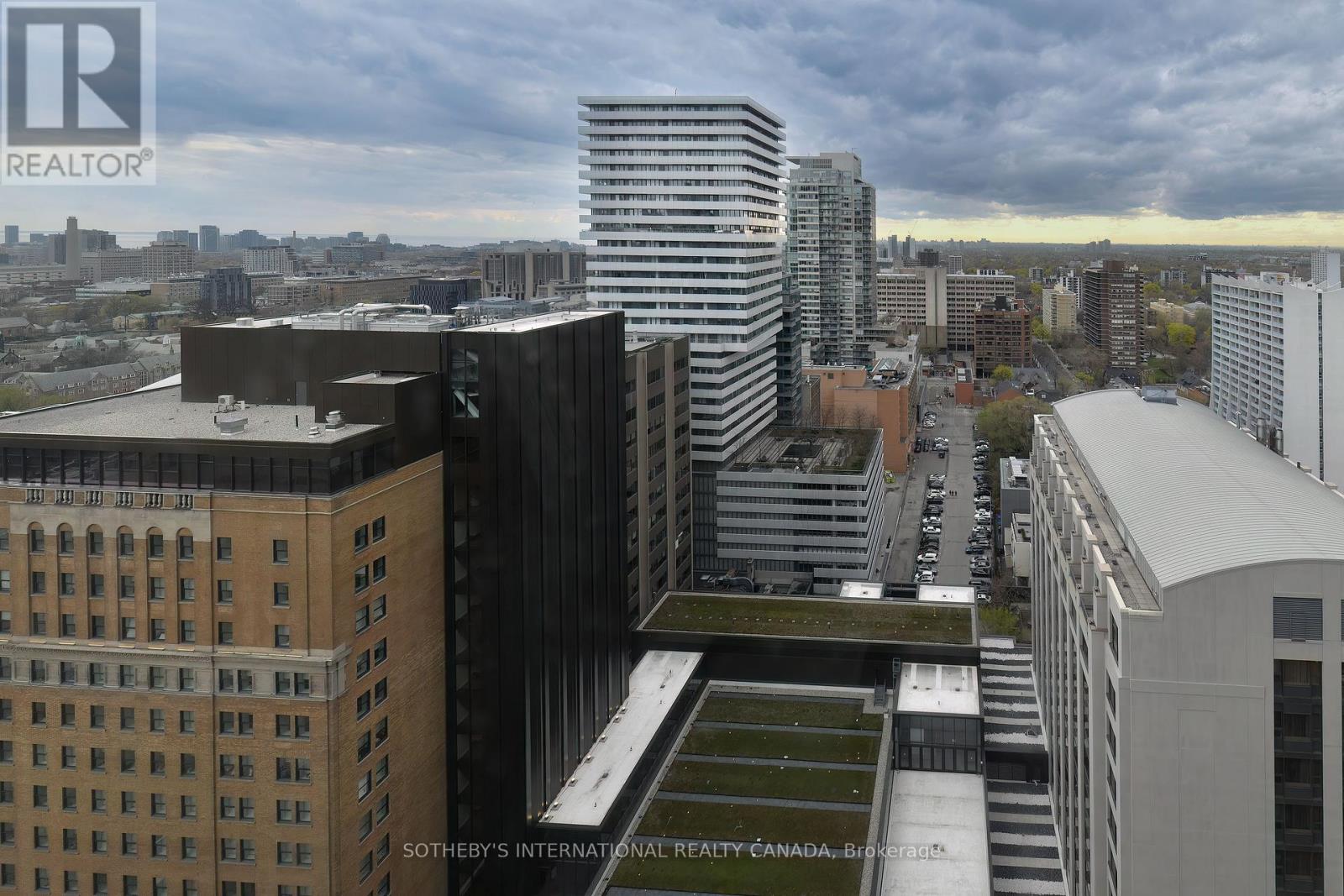 2202 - 175 Cumberland Street, Toronto, Ontario  M5R 3M9 - Photo 11 - C12695894