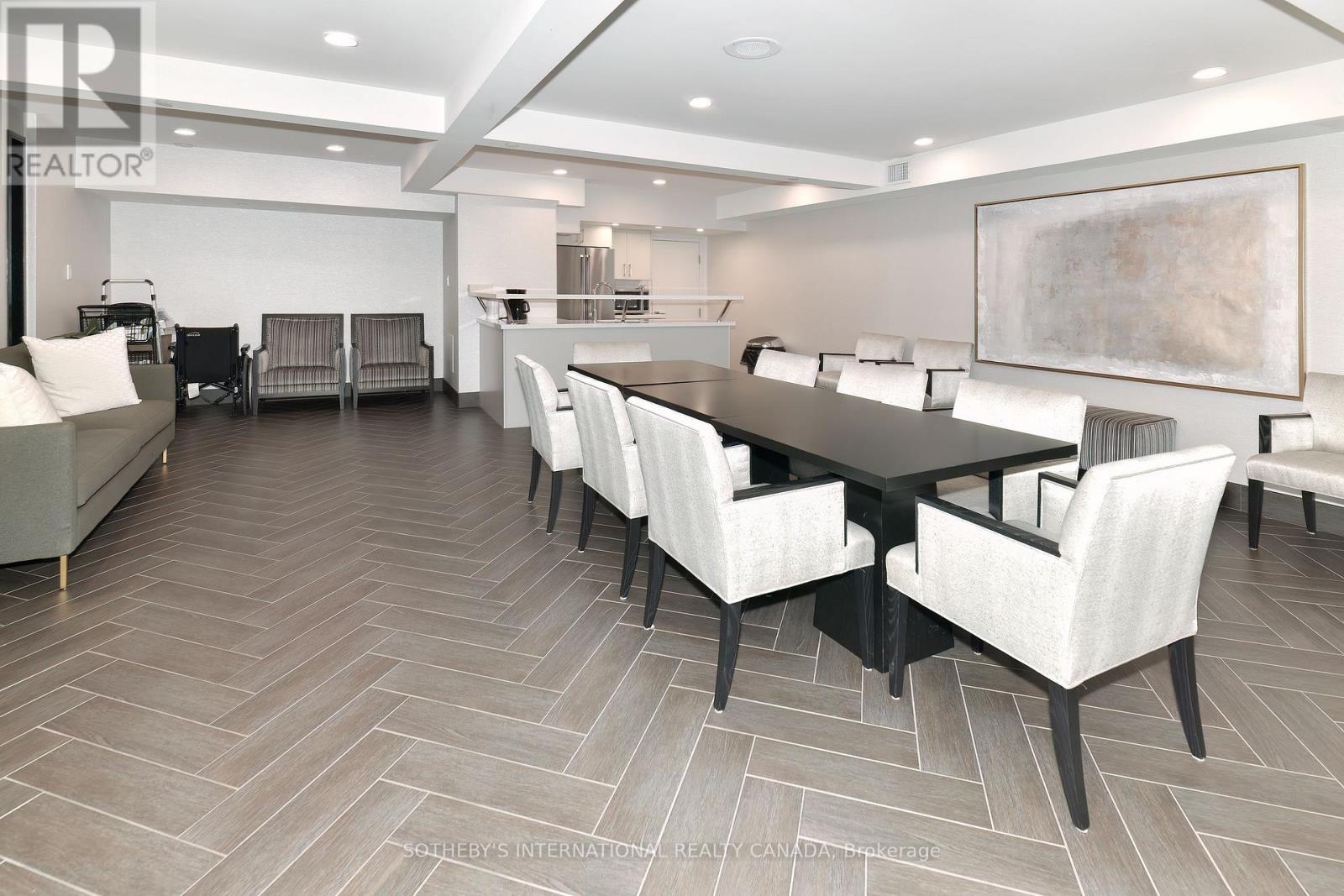 2202 - 175 Cumberland Street, Toronto, Ontario  M5R 3M9 - Photo 17 - C12695894