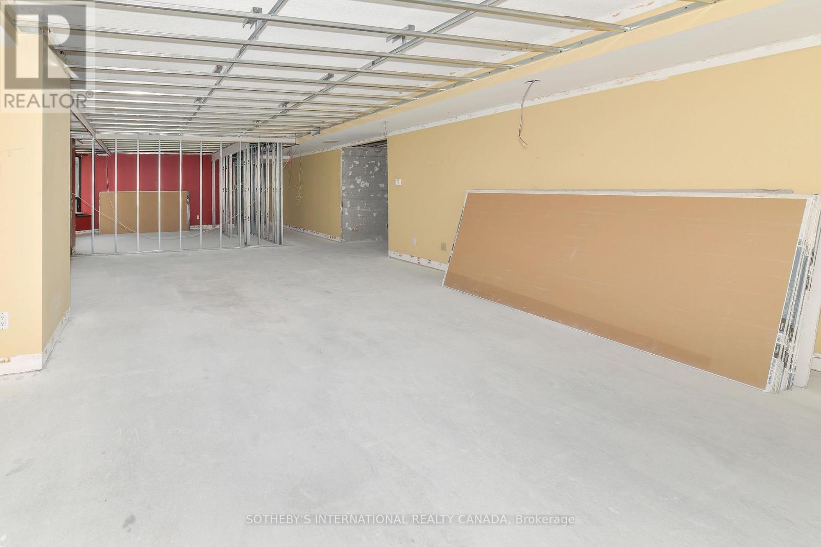 2202 - 175 Cumberland Street, Toronto, Ontario  M5R 3M9 - Photo 7 - C12695894