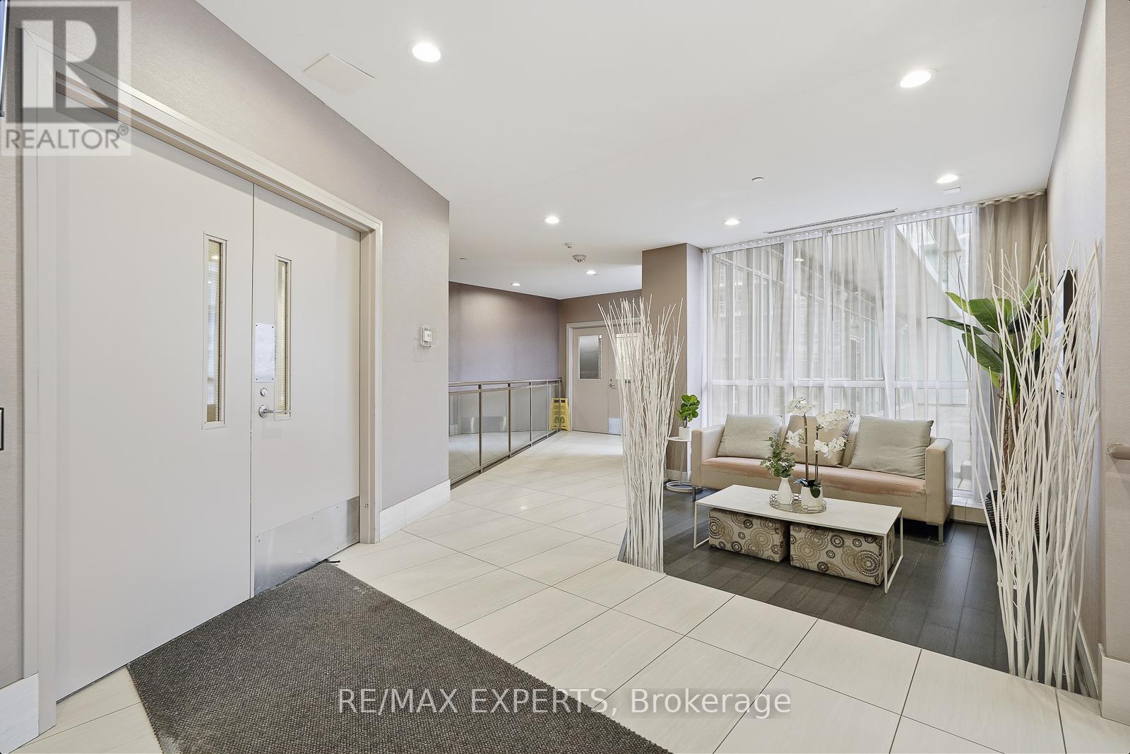 2511 - 275 Yorkland Road, Toronto, Ontario  M2J 0B4 - Photo 21 - C12695928