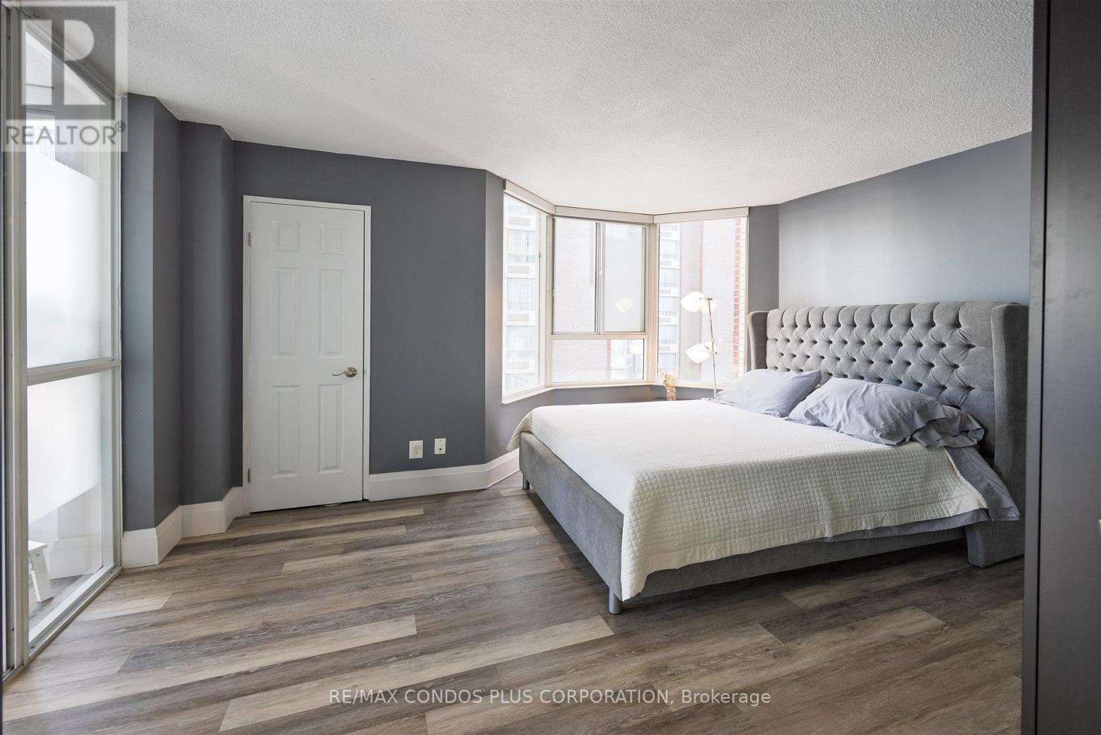 1807 - 55 Centre Avenue, Toronto, Ontario  M5G 1R4 - Photo 16 - C12695932