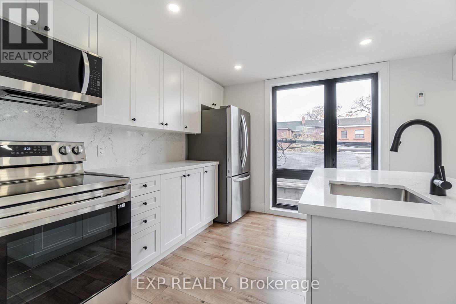 Laneway - 581 Crawford Street, Toronto, Ontario  M6G 3K1 - Photo 11 - C12695940