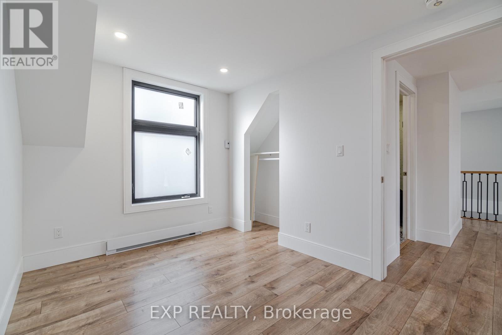 Laneway - 581 Crawford Street, Toronto, Ontario  M6G 3K1 - Photo 18 - C12695940