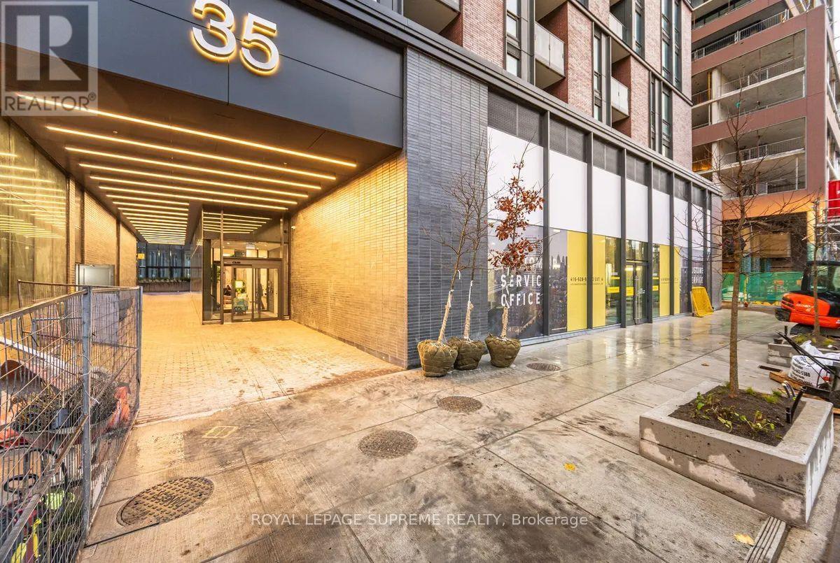 1504 - 35 Parliament Street, Toronto, Ontario  M6P 2T3 - Photo 1 - C12696002