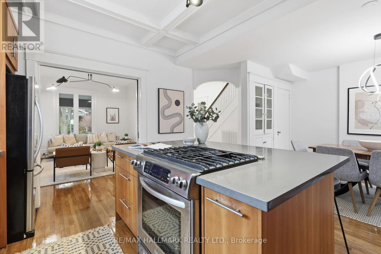 93 Dixon Avenue, Toronto, Ontario  M4L 1N8 - Photo 13 - E12695868