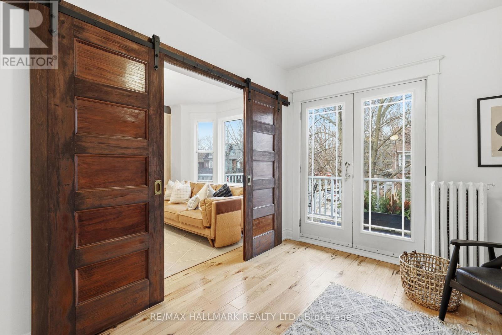 93 Dixon Avenue, Toronto, Ontario  M4L 1N8 - Photo 17 - E12695868