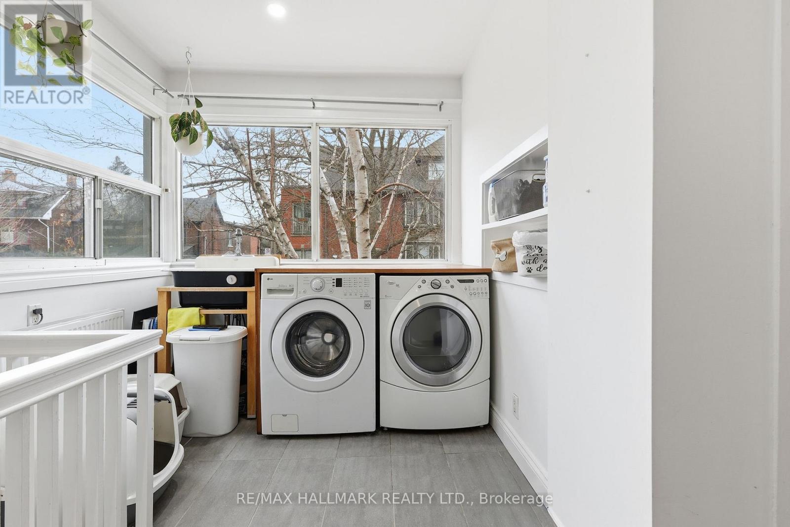 93 Dixon Avenue, Toronto, Ontario  M4L 1N8 - Photo 37 - E12695868