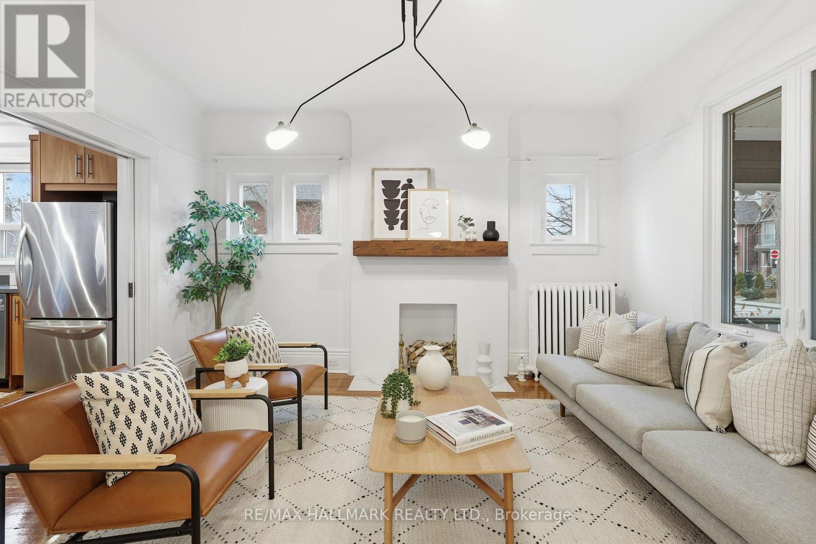 93 Dixon Avenue, Toronto, Ontario  M4L 1N8 - Photo 7 - E12695868