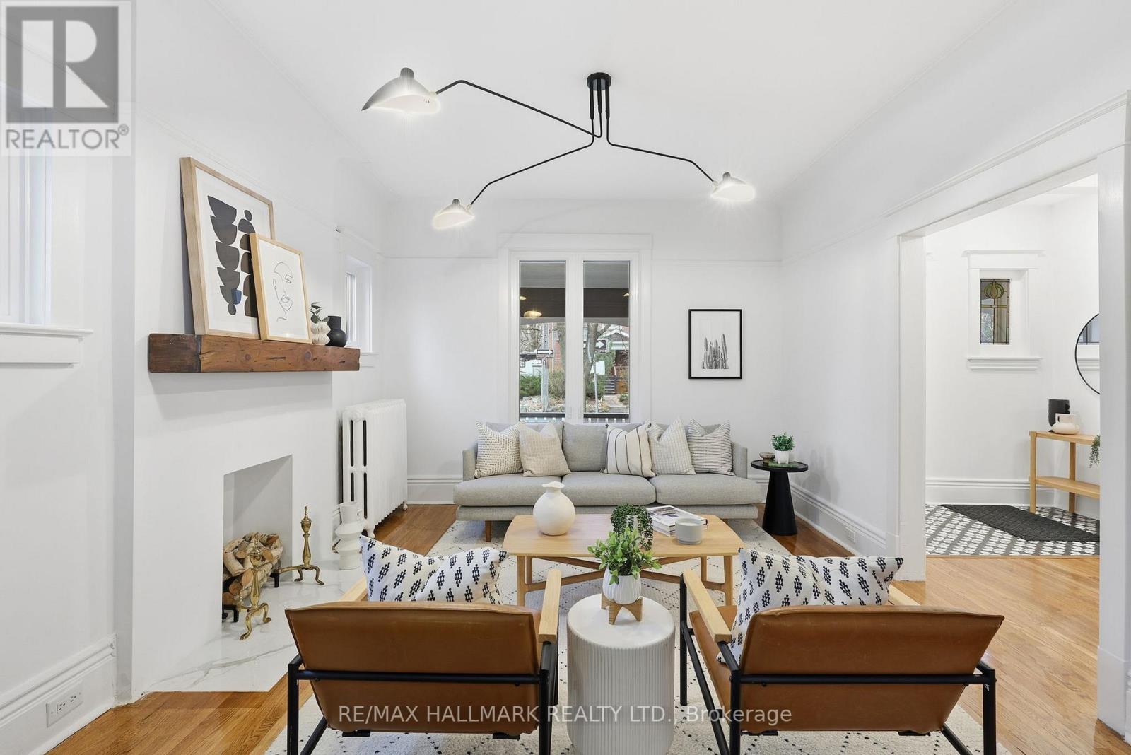 93 Dixon Avenue, Toronto, Ontario  M4L 1N8 - Photo 8 - E12695868