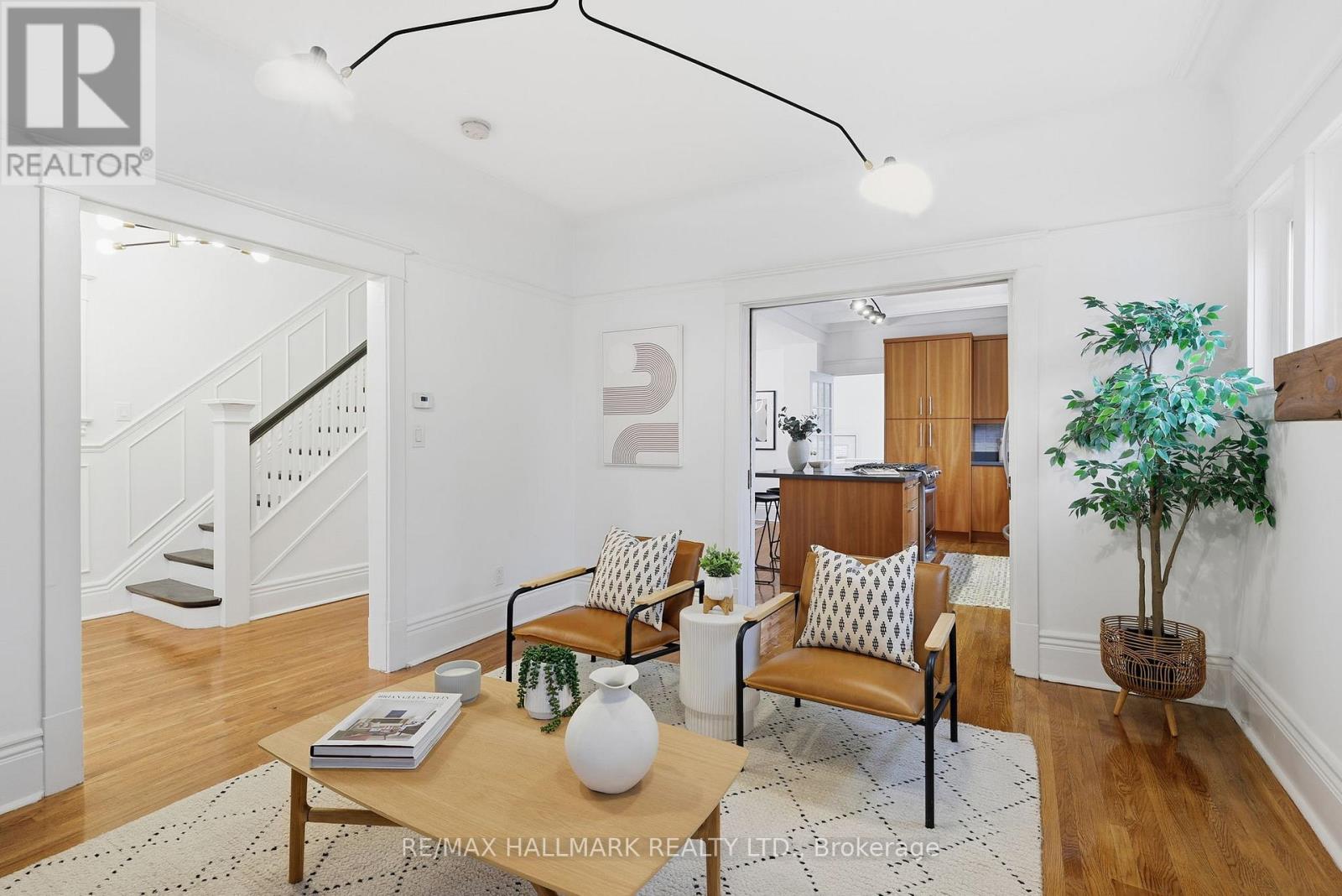 93 Dixon Avenue, Toronto, Ontario  M4L 1N8 - Photo 9 - E12695868