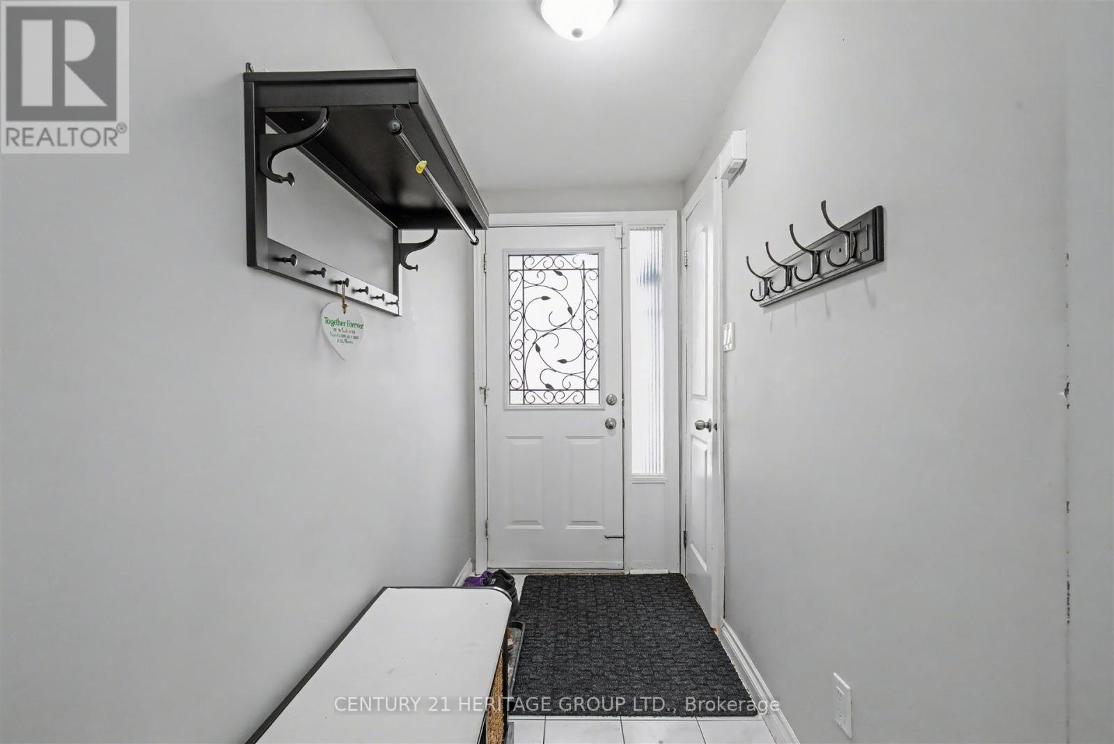 1133 Ritson Road, Oshawa, Ontario  L1G 7T3 - Photo 3 - E12695892