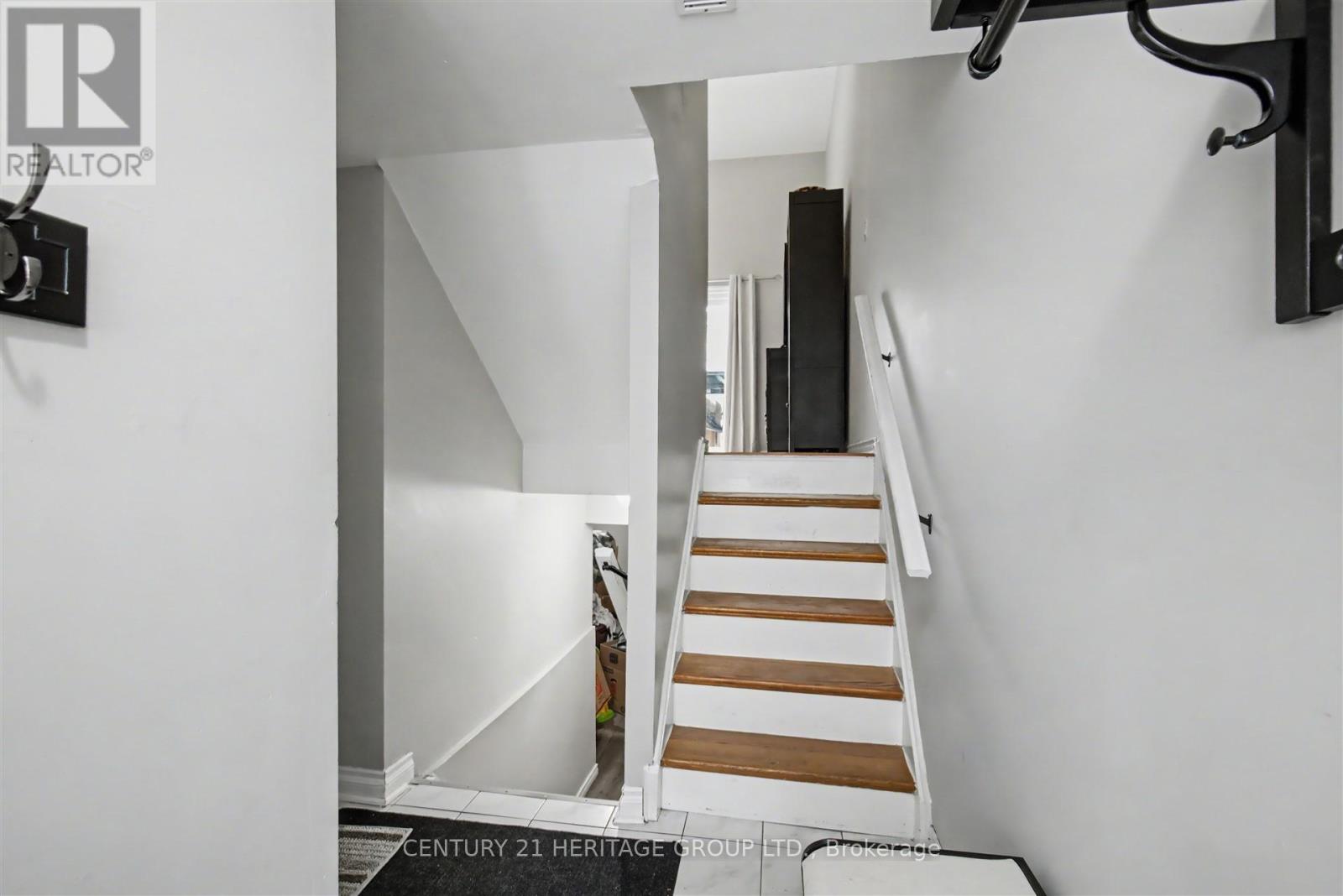 1133 Ritson Road, Oshawa, Ontario  L1G 7T3 - Photo 7 - E12695892