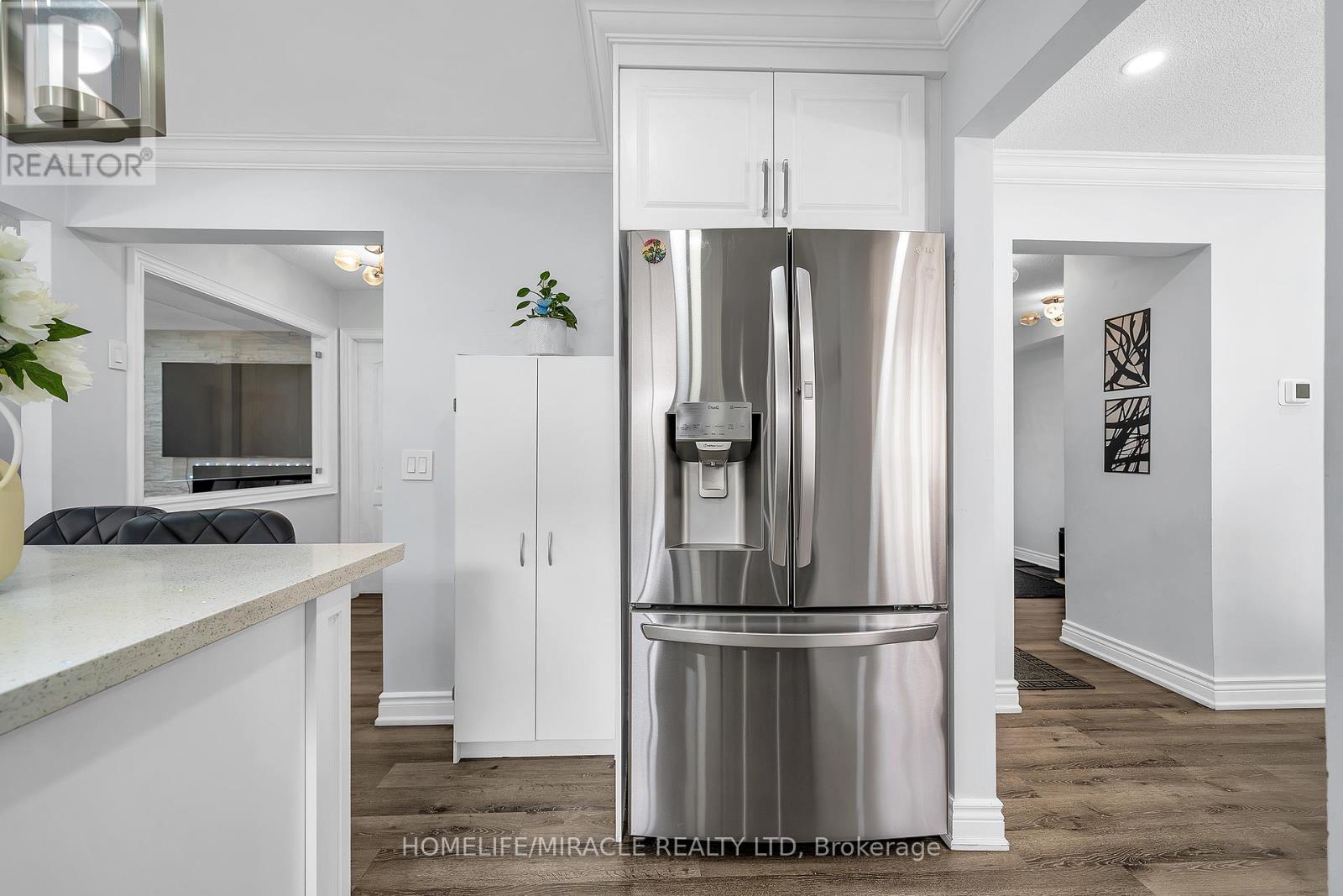 7 Houghton Court, Whitby, Ontario  L1N 8G9 - Photo 12 - E12695978