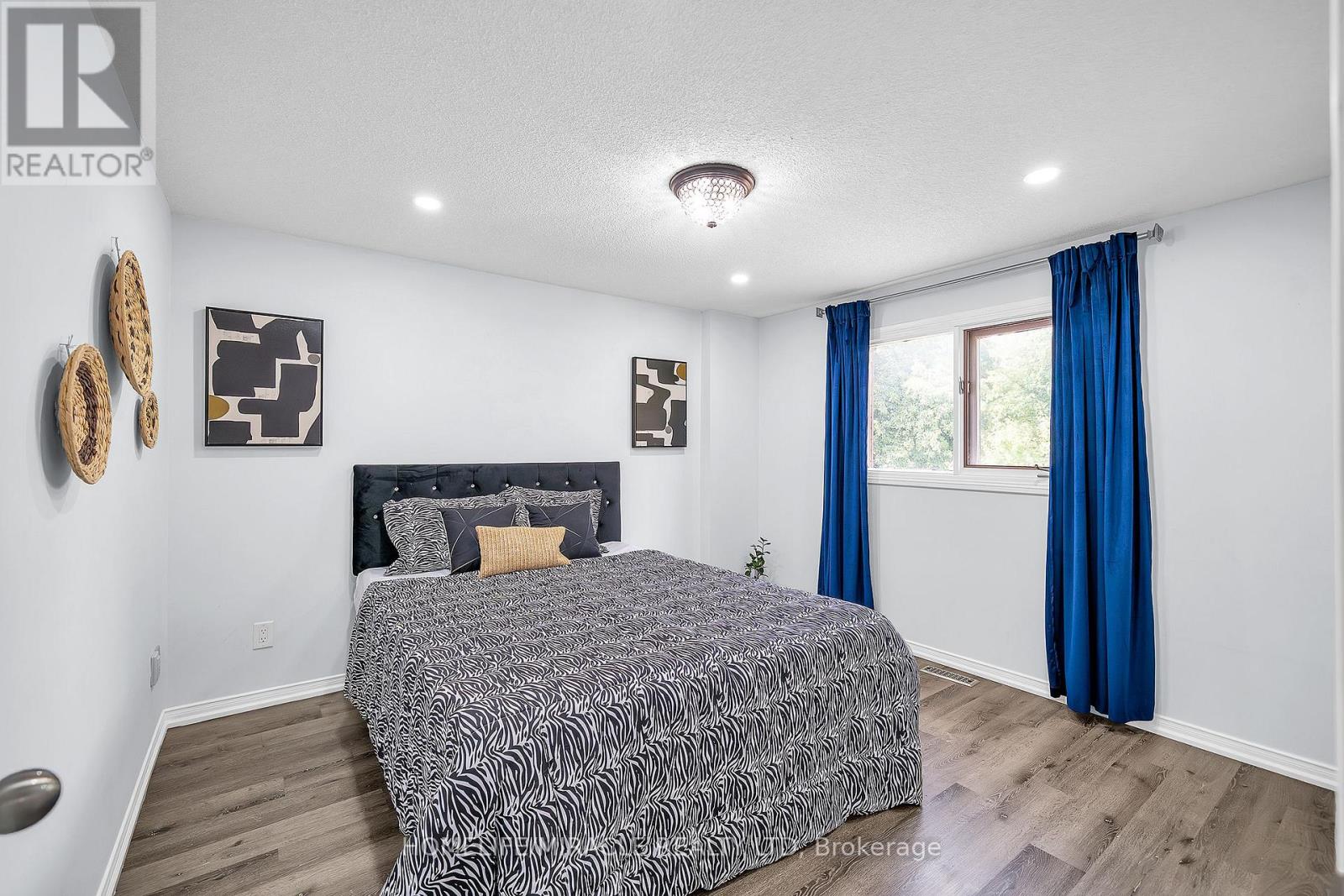 7 Houghton Court, Whitby, Ontario  L1N 8G9 - Photo 22 - E12695978