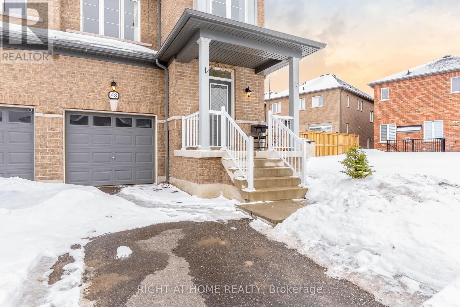 48 Morris Drive, Essa, Ontario  L3W 0M5 - Photo 2 - N12695888